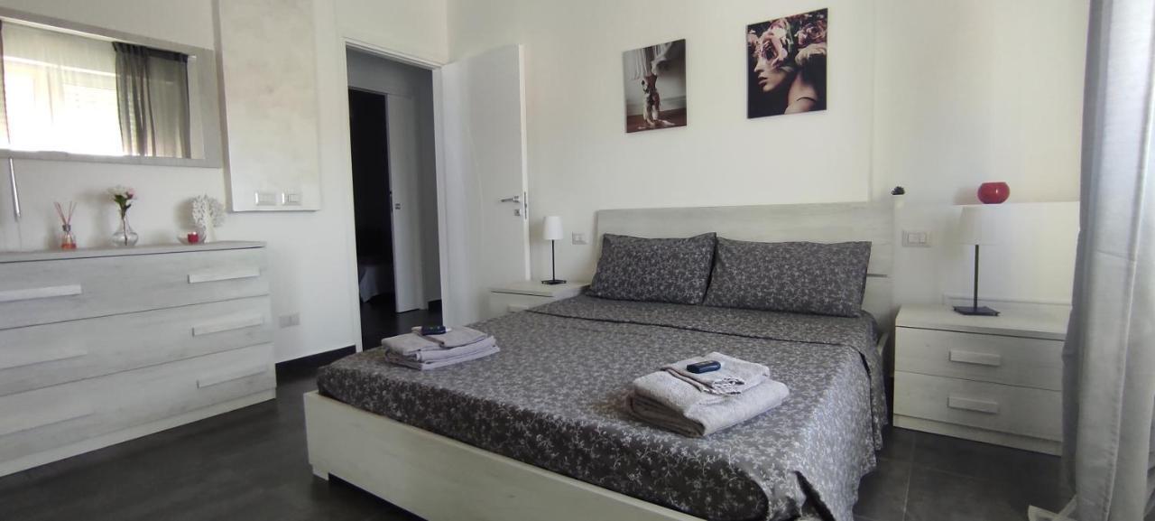 La Terrazza Apartman Falconara Marittima Kültér fotó