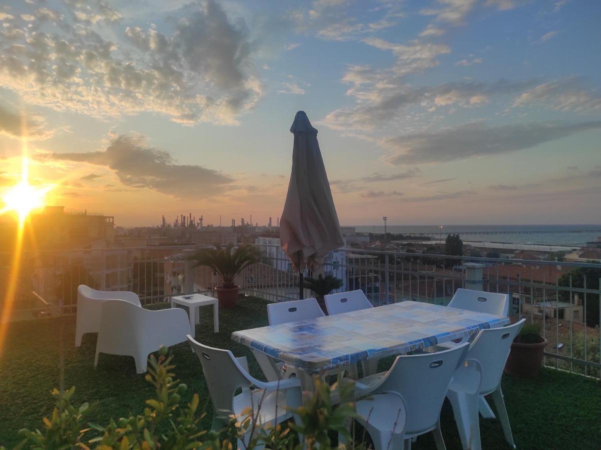 La Terrazza Apartman Falconara Marittima Kültér fotó